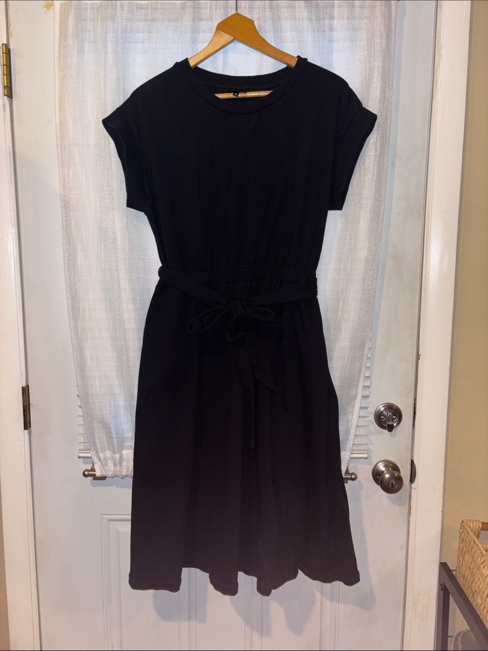 Who What Wear Black Tie-Waist Midi Dress